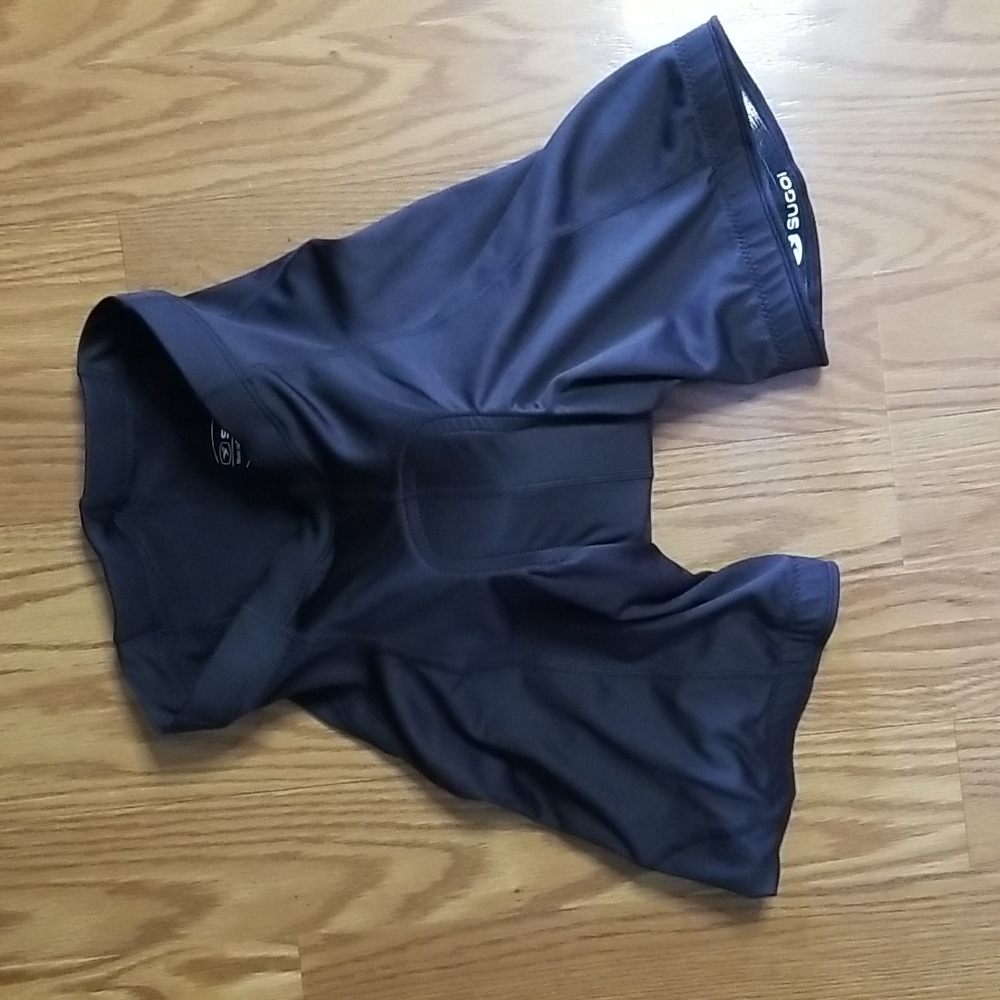 New Sugoi cycling  shorts small‎